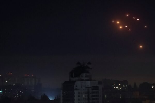 Russia, Ukraine exchanges drone attacks after Trump rebukes leaders Russia, Ukraine exchanges drone attacks after Trump rebukes leaders